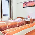 2 Bedroom Cozy Apartment In Blankenberge